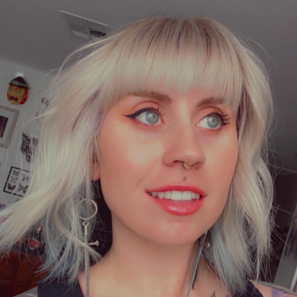 Meet your Posher, Jessica